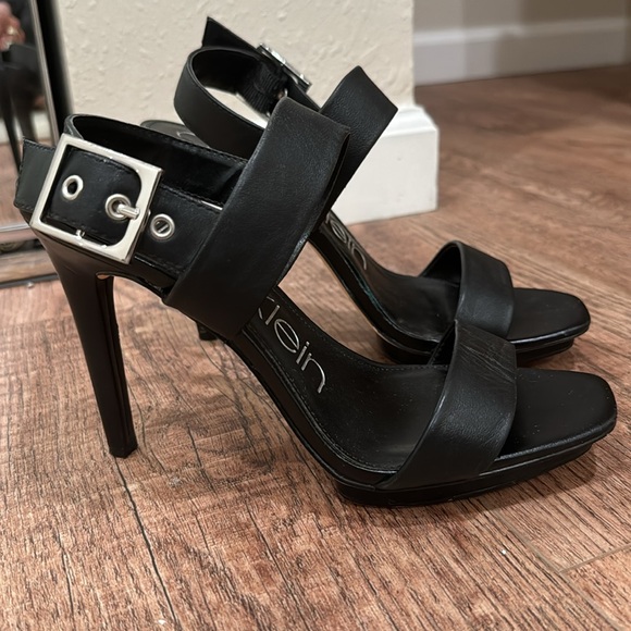 Calvin Klein black leather strappy platform heels - size 8.5 - Picture 5 of 5